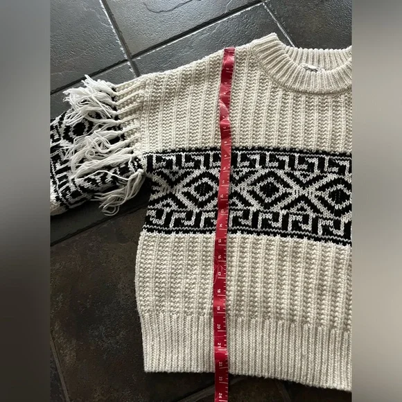 Dex Black & Cream Fringe Knit Sweater Trendy Chunky Knit Size Medium DEX - Picture 6 of 9